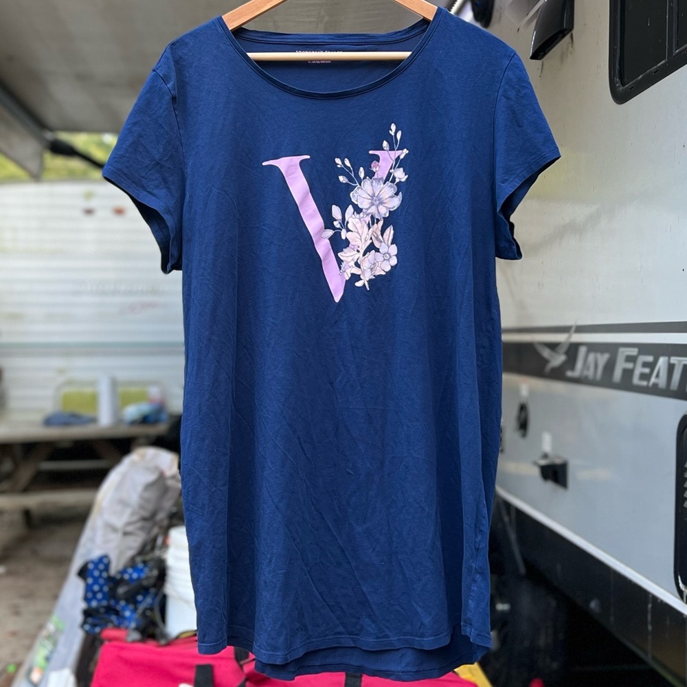 VICTORIA’S SECRET Pajama Top